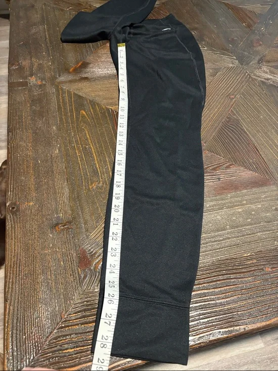 Patagonia Black Women's Leggings - Picture 12 of 12